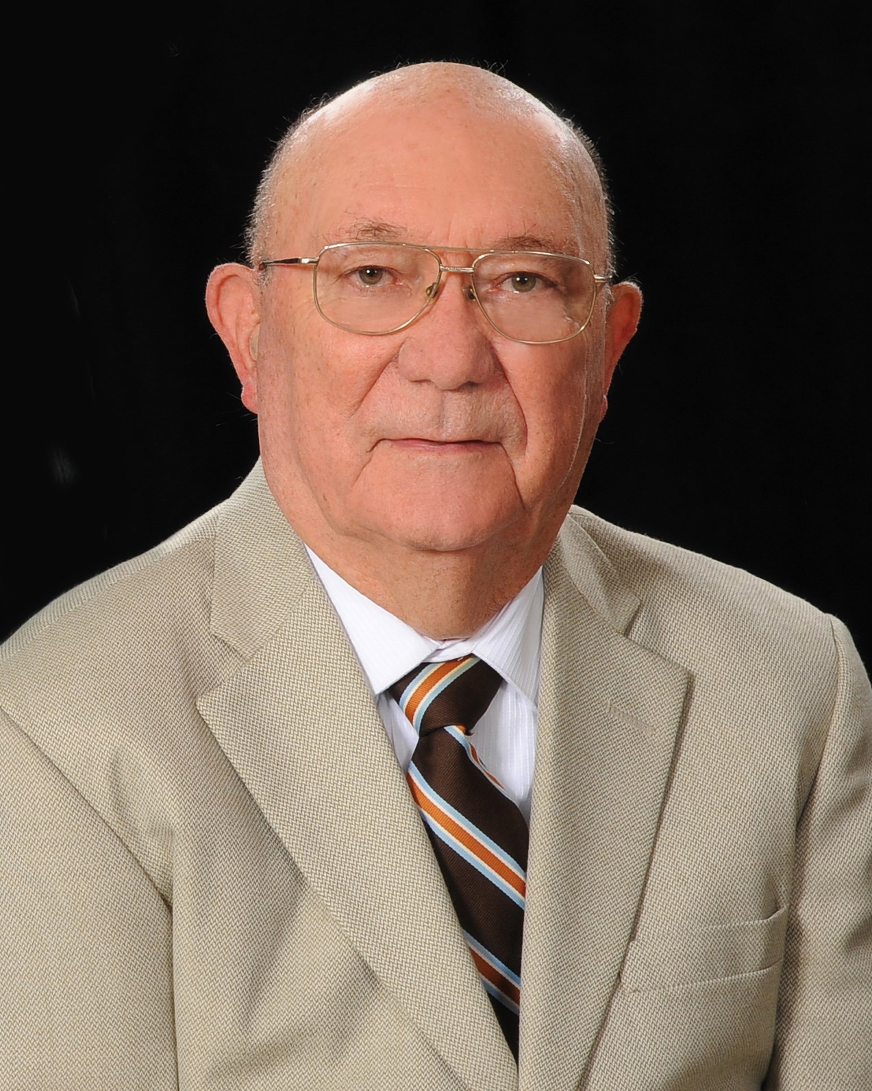 Obituary of Laverne Robert Peerman