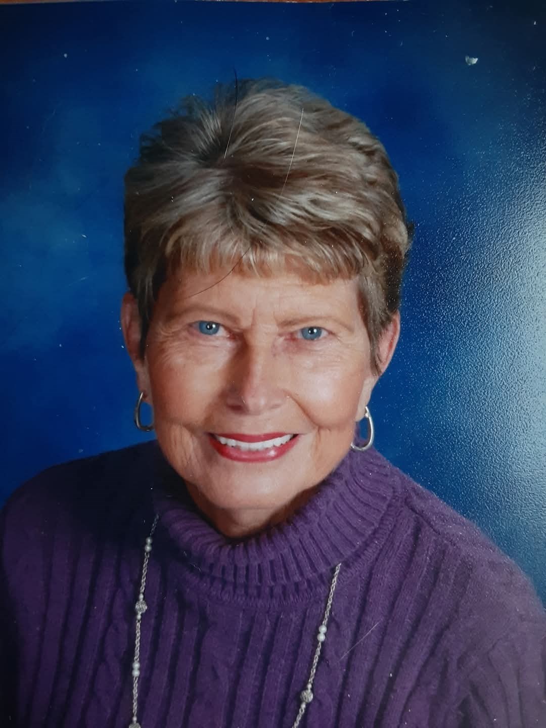 Obituario de Barbara A Hull