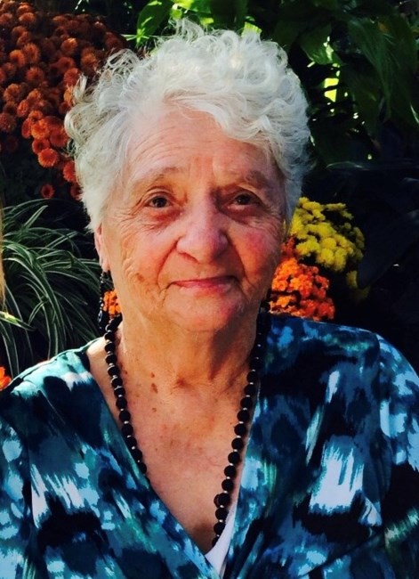 Obituary of Flore Hillier