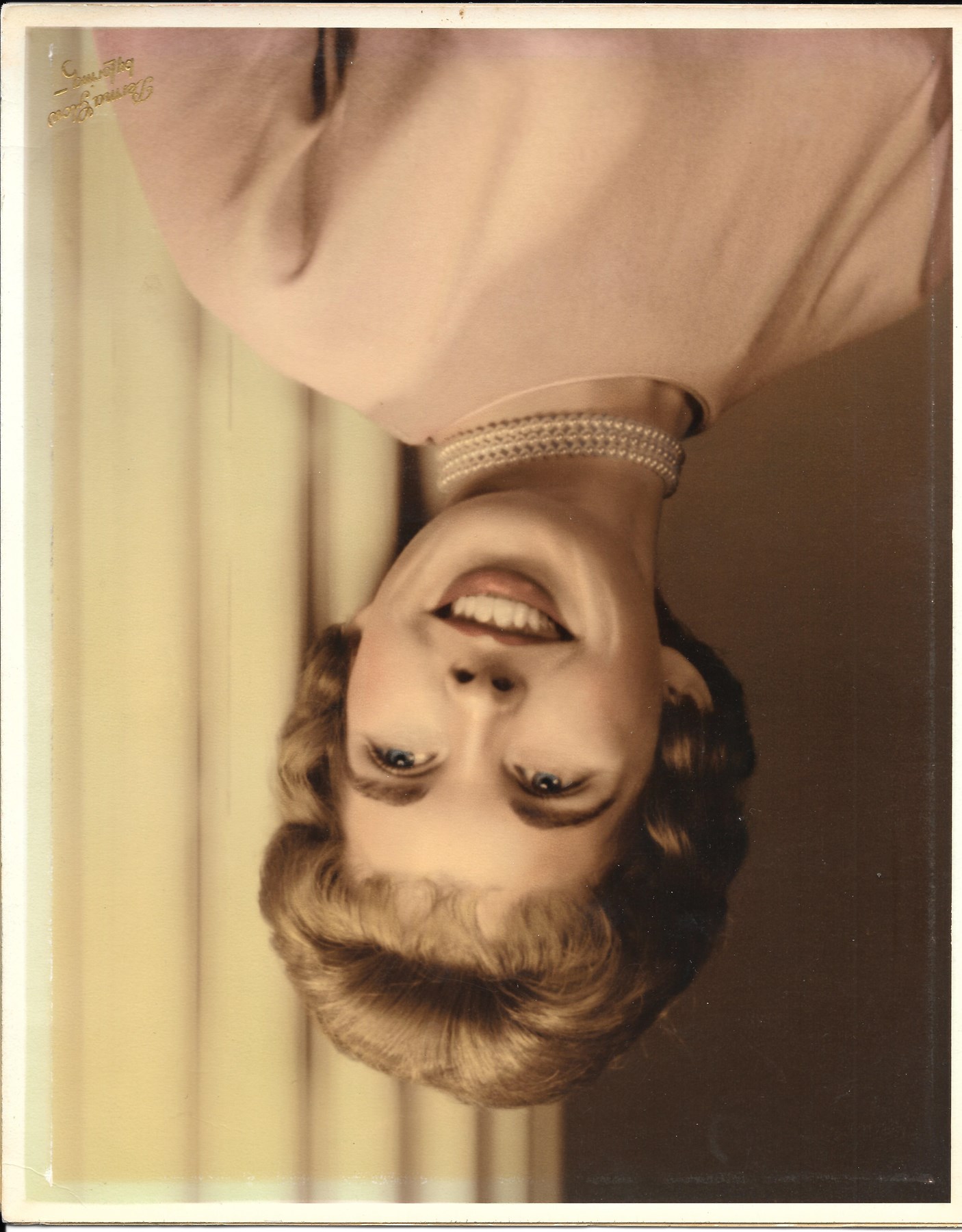 Obituary of Vivian Noella McCarthy