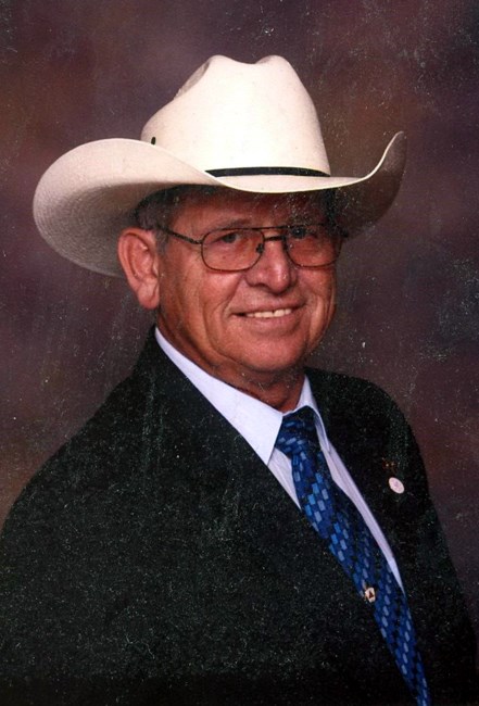 Obituary of Alex W. "Buck" Daricek
