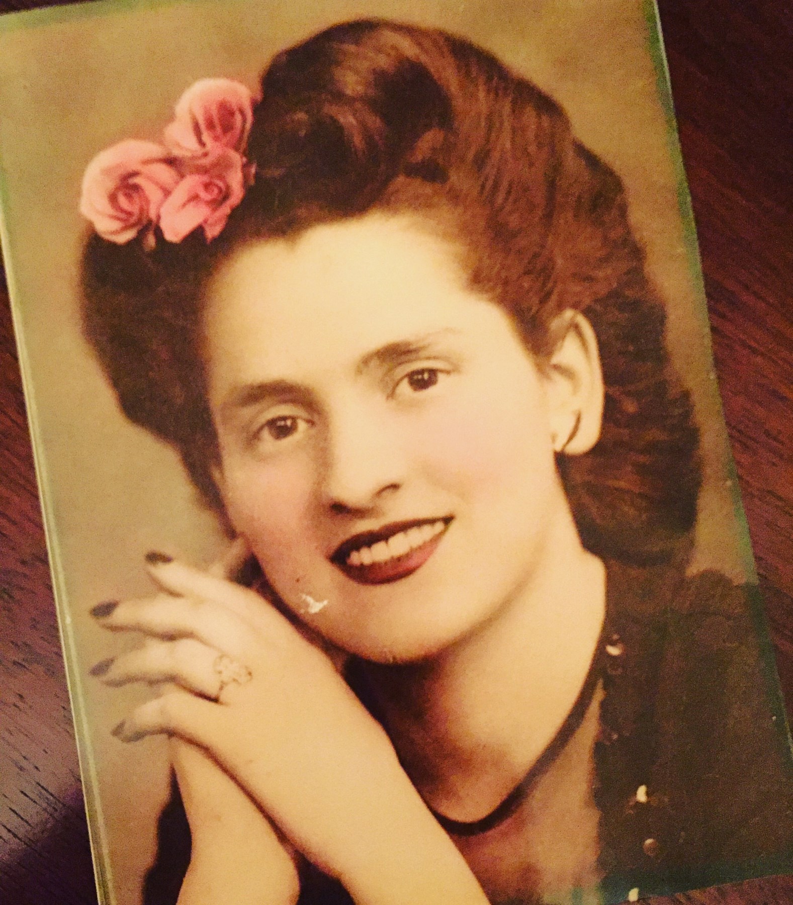 Obituary of Loretta Yeni