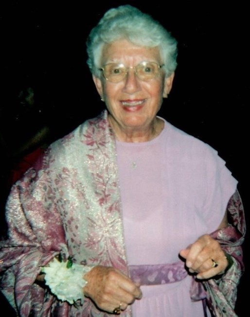 Avis de décès de Elizabeth R Duralia