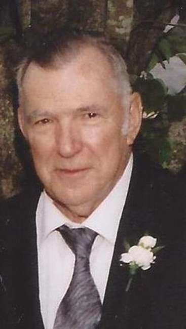Obituary of Lawrence Daniel (Pete) Rhodes