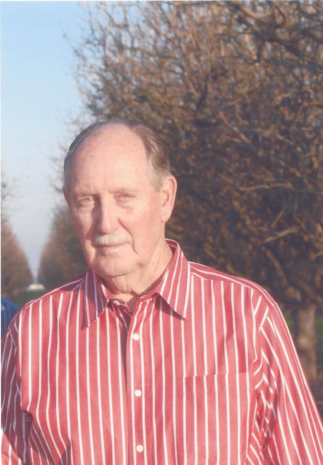 Obituary of Robert George Petersen