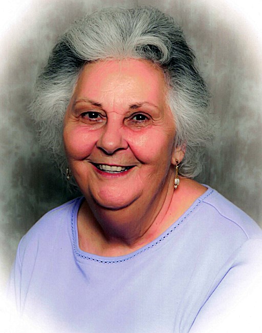 Obituary of Myrtle "Winnie" Winifred (Willis) Houghton