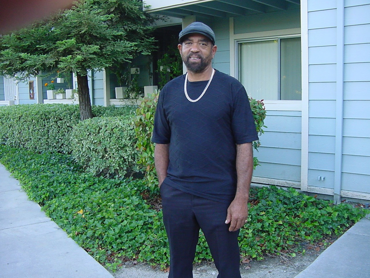 Obituary of Lowell Thomas Hill