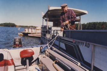 Obituary of Mr. William Perry Williams "Bill"