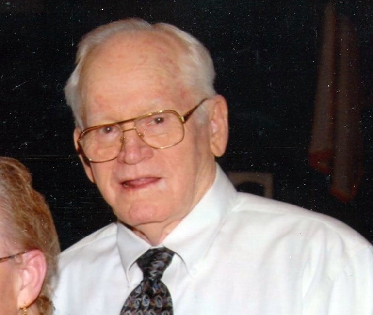 Obituary of Clarence "Sam" Roberts
