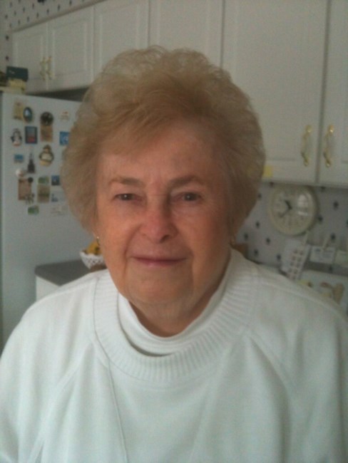 Obituary of Helen Joyce Robinson