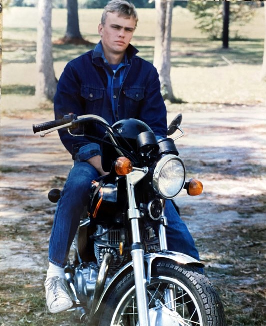 Obituary of Robert Eugene Barker