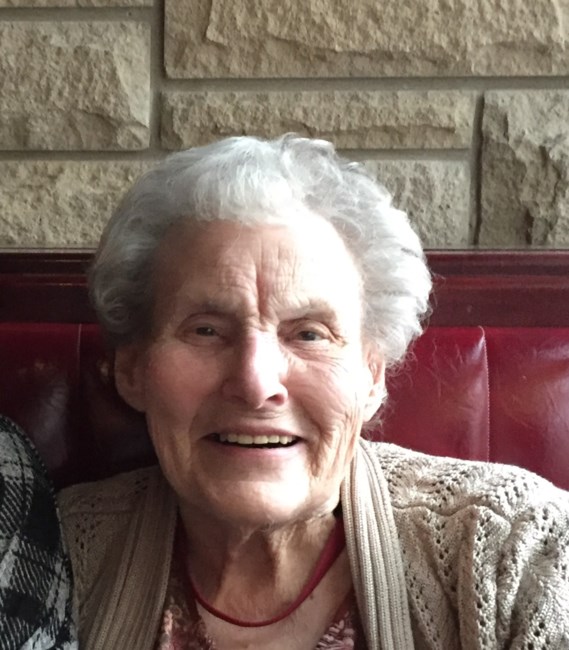 Obituary of Joyce Smee