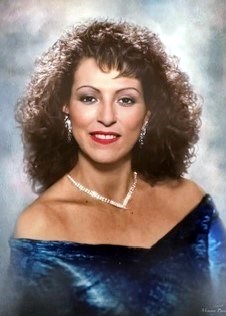 Obituary of Lucinda (Longoria) Abrams