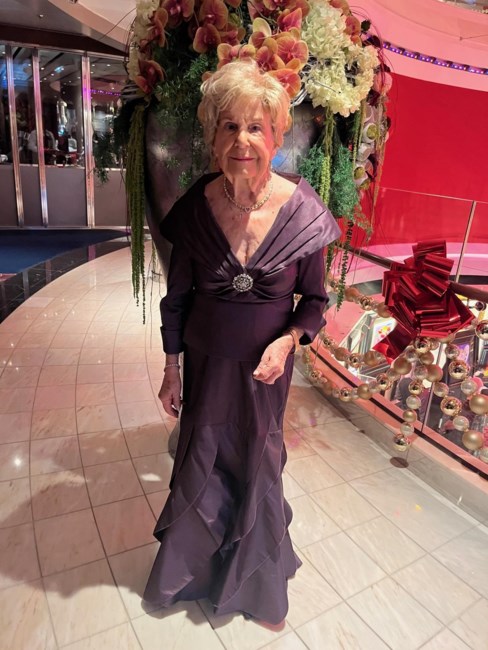 Obituary of Phyllis Chanin