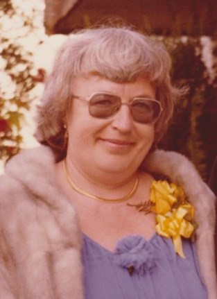 Obituary of Renate Magdalena Holz