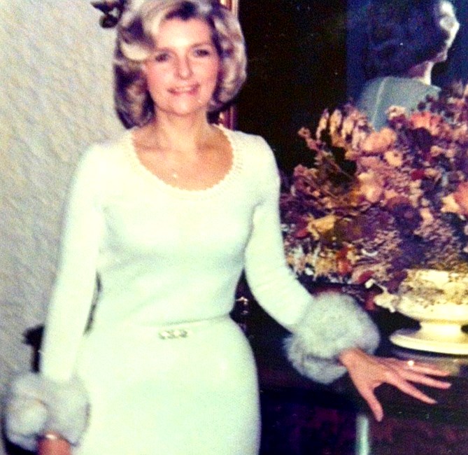 Obituary of Carolyn F. Brady