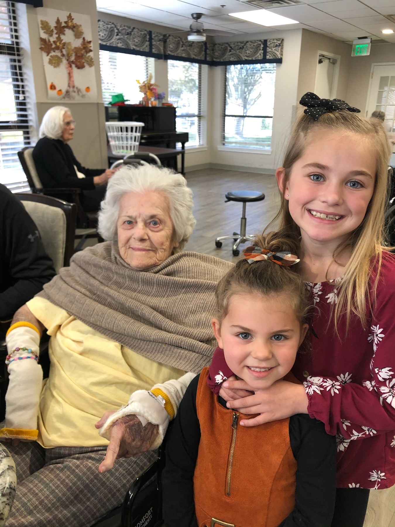 Obituary of Eileen "Bettie" Randall