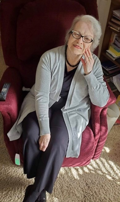 Obituary of Evelyn Elaine Chavez