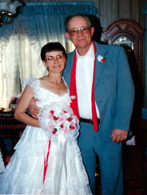 Obituario de Mary June Wallace