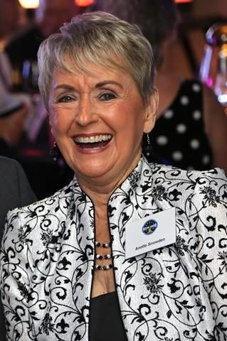 Obituary of Anette Lynn Snowden