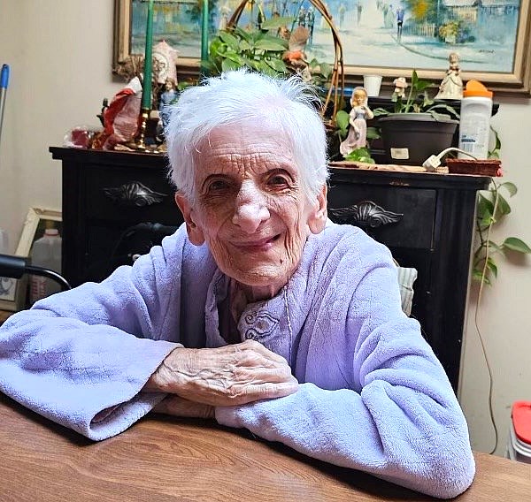 Obituary of Florence Mae Thomas