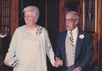 Obituary of Mary Lou Dickson