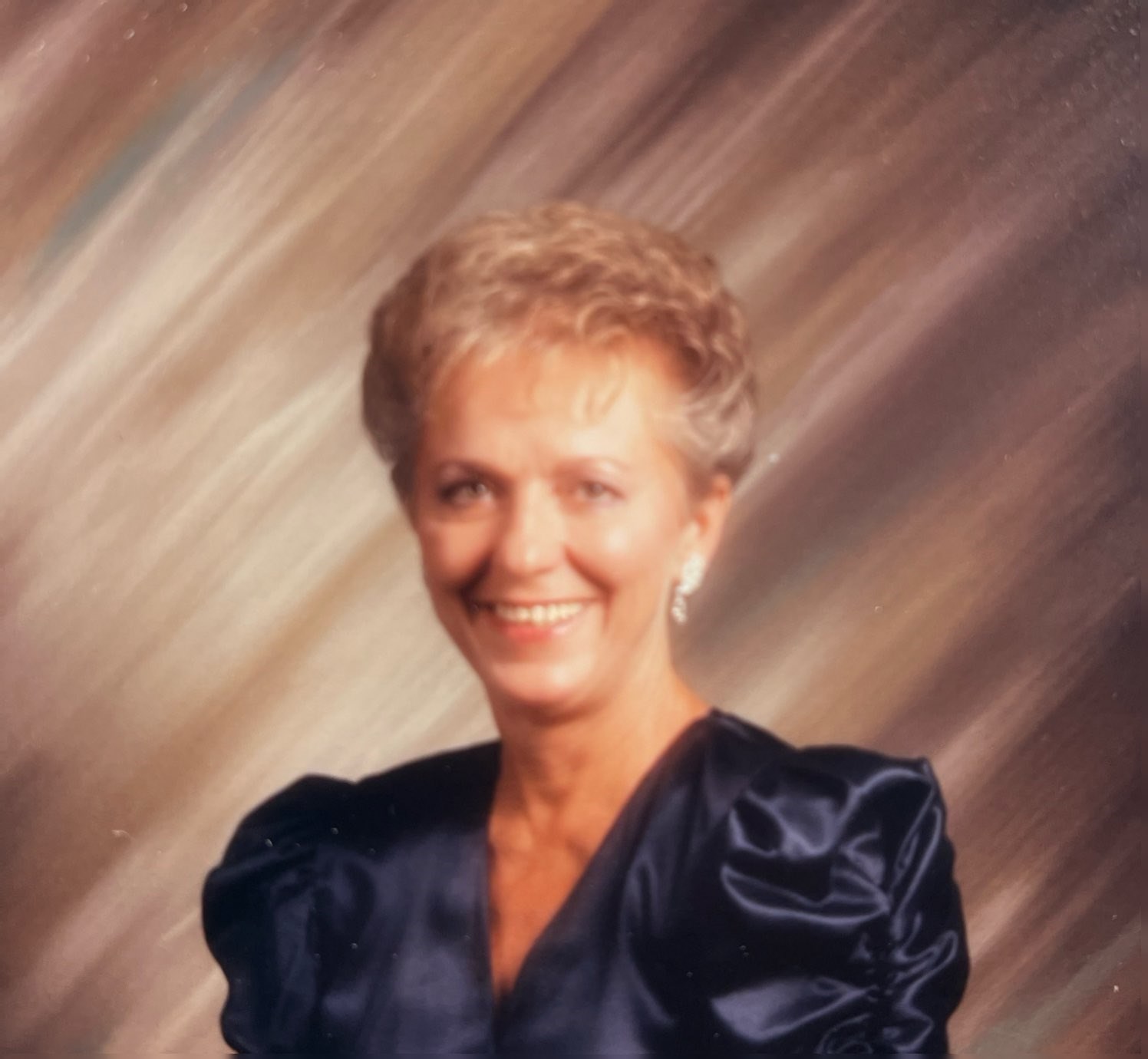 Obituary of Elizabeth Astrid Cali