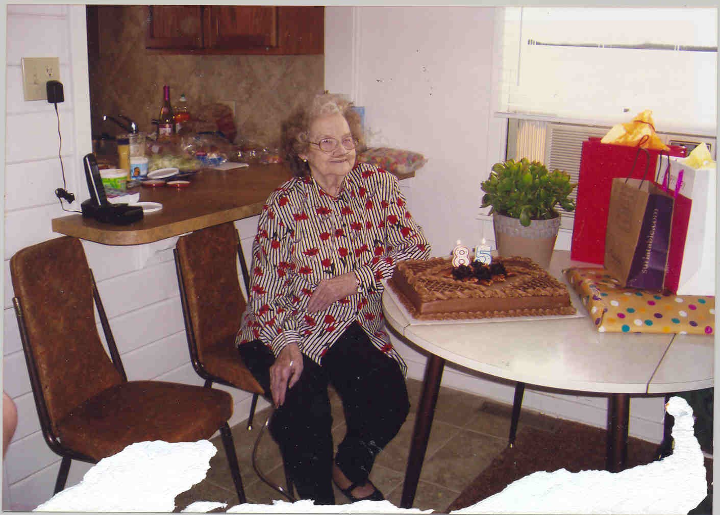 Obituary of Helen Kathryn Clark