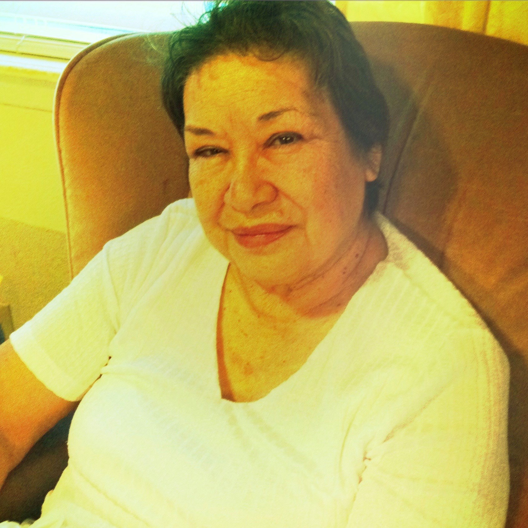 Obituary of Esther Reyes