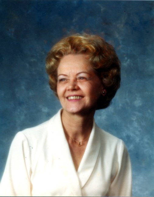 Obituary of Lillian M Taylor