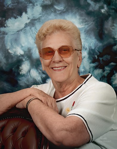 Obituary of Marie "Woozie" E. Stoess