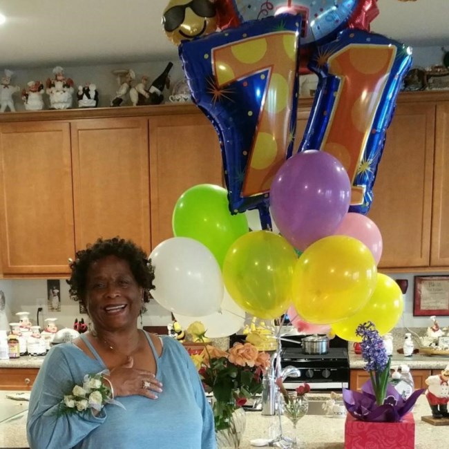 Obituary of Donna Deloise Davis