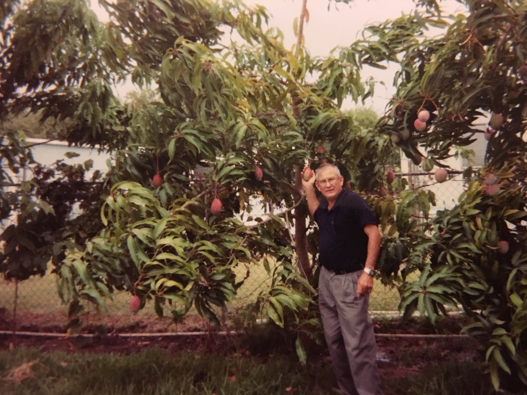 Obituary of Jose F. De La Garza