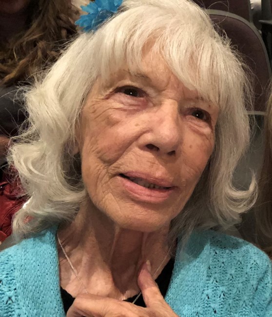 Obituary of Carolyn Thom