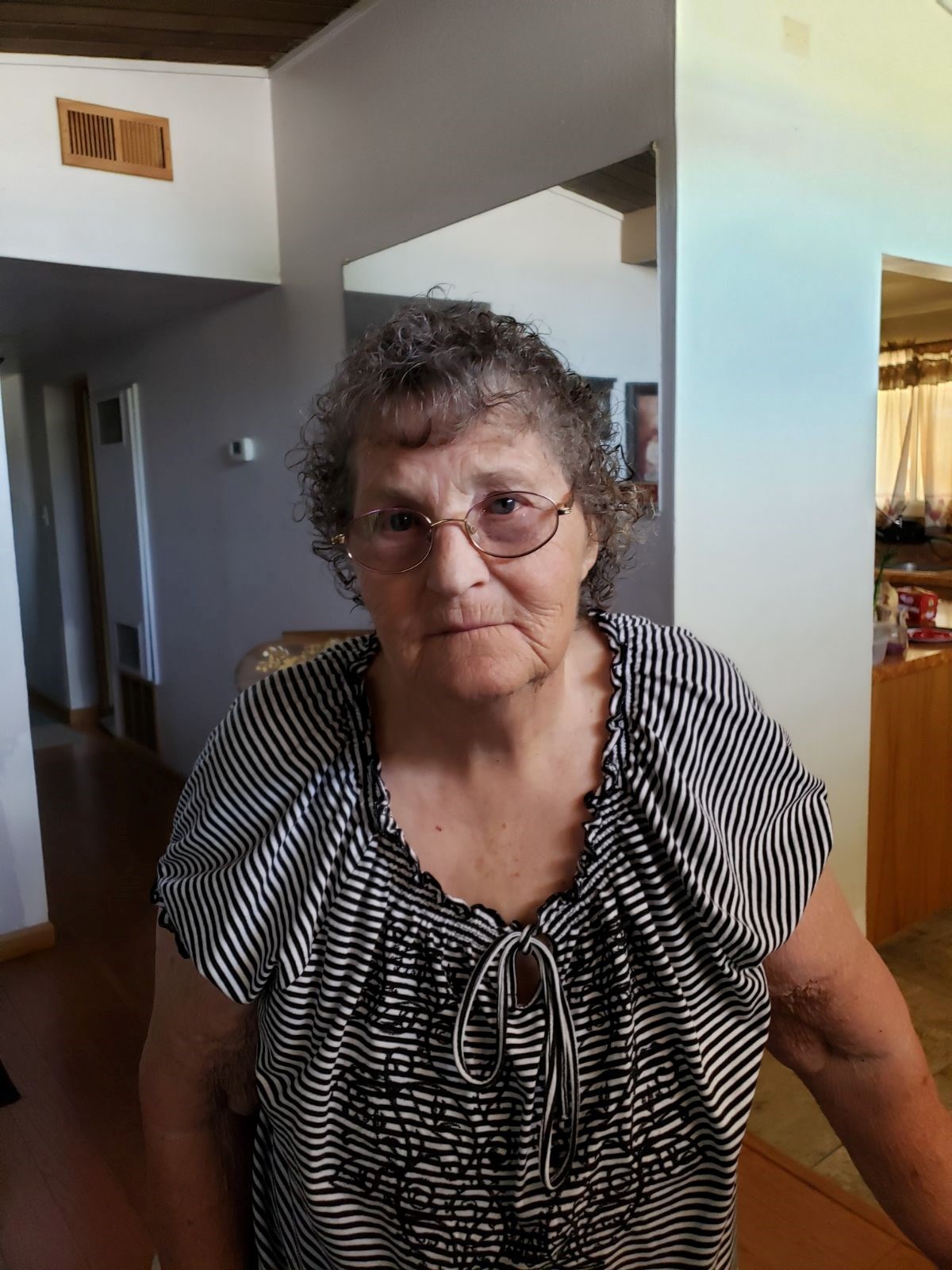 Obituary of Alfreda J Lake