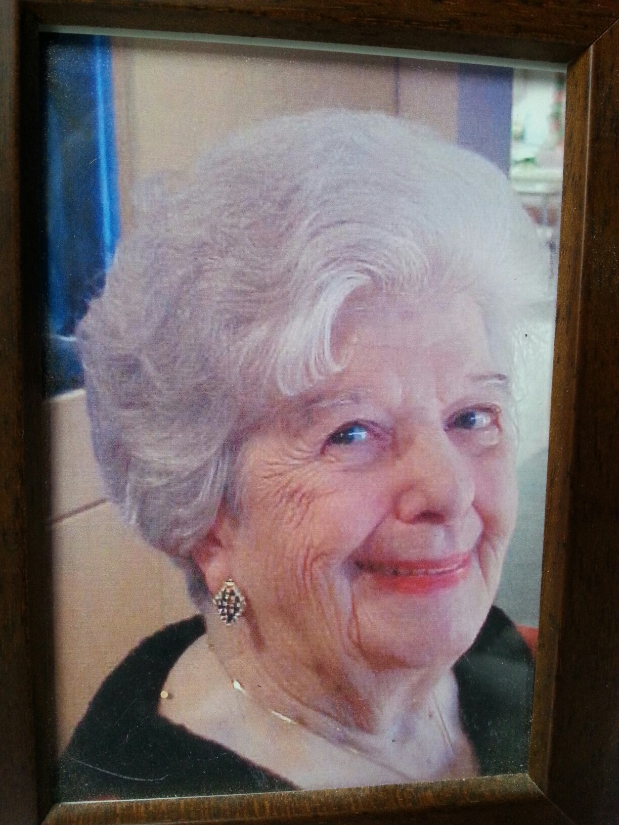 Obituary of Mary Margaret Hanlon