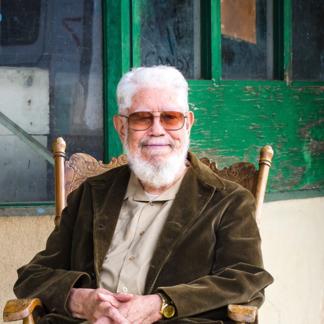 Obituario de Louis Hernandez