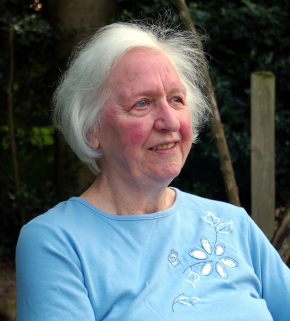 Obituary of Margaret Napier Gillies MacKenzie