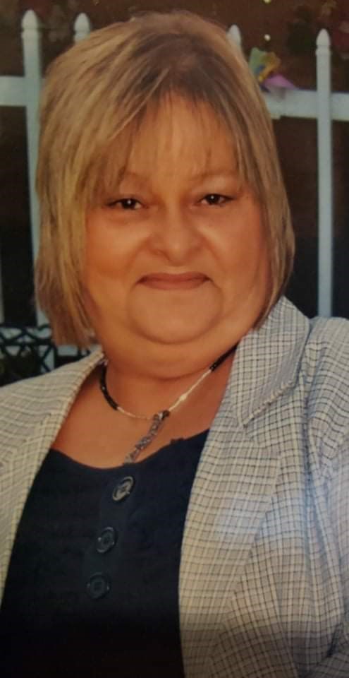 Obituary of Veronica J. "Ronnie" Seals