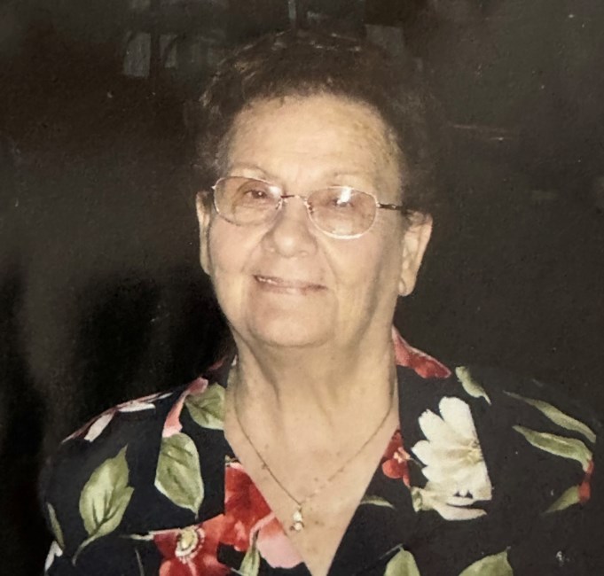 Obituary of Mrs. Betty Geraldine Lowe