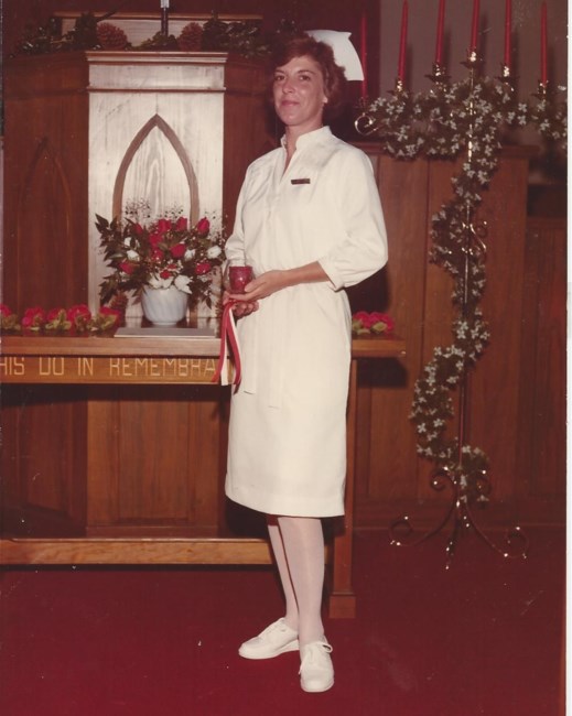 Obituary of Juanita S Lee