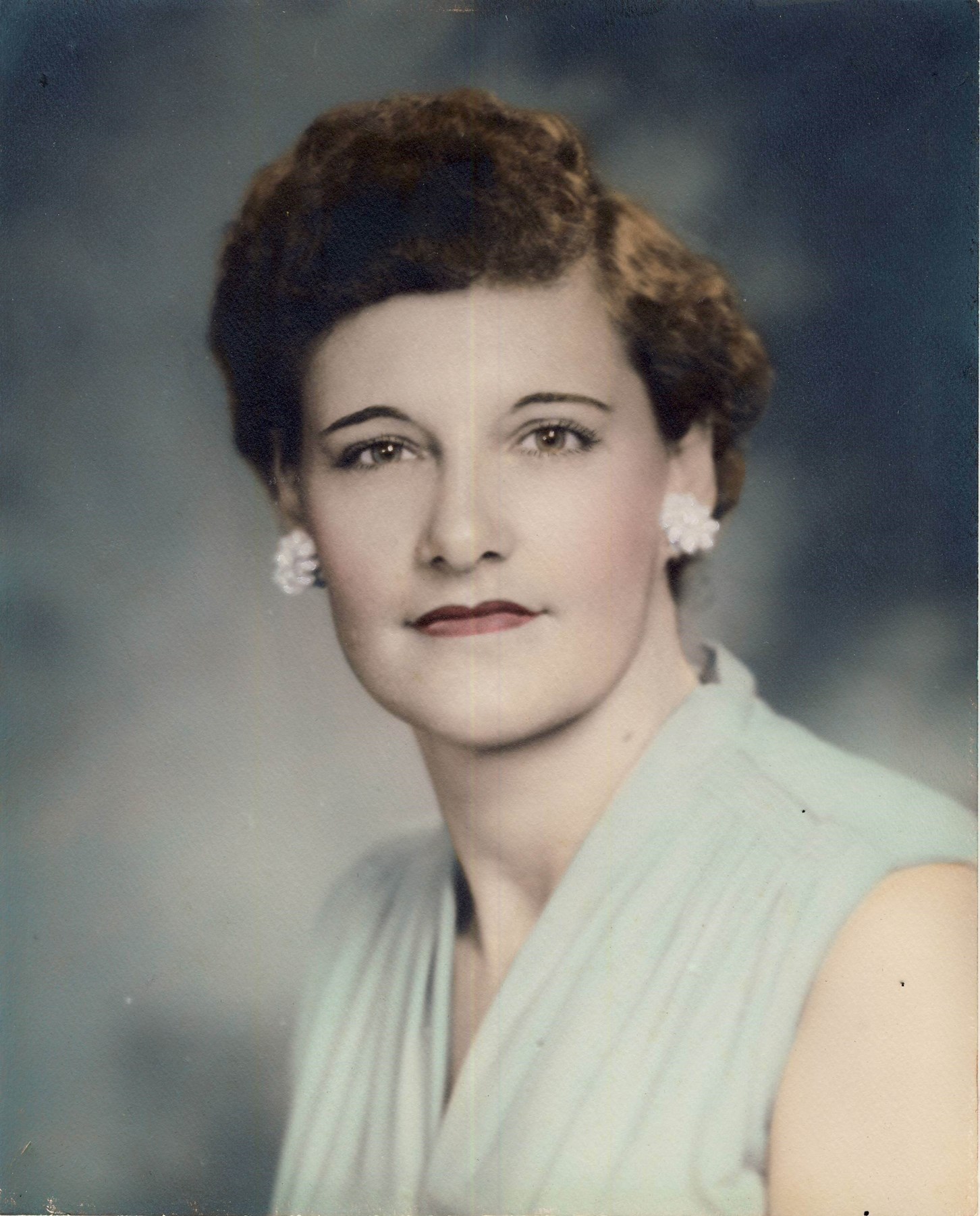 Obituary of Lillian May Marcombe
