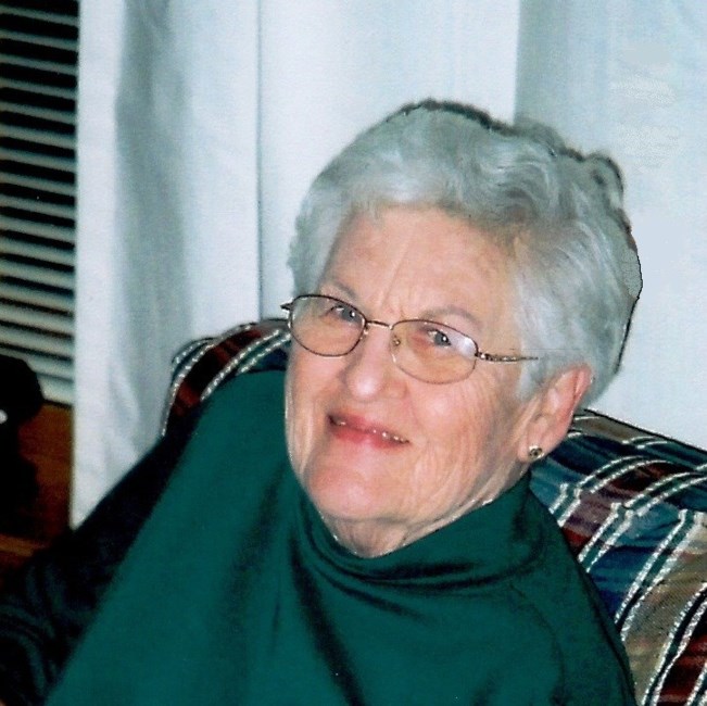 Obituario de June Alyne Bacon