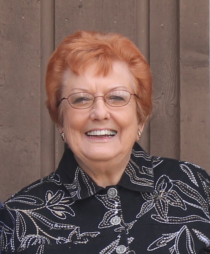 Obituary of Elaine Wallace Holman