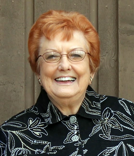 Obituary of Elaine Wallace Holman