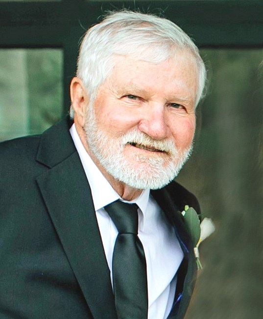 Obituary of Robert Eugene Troyer