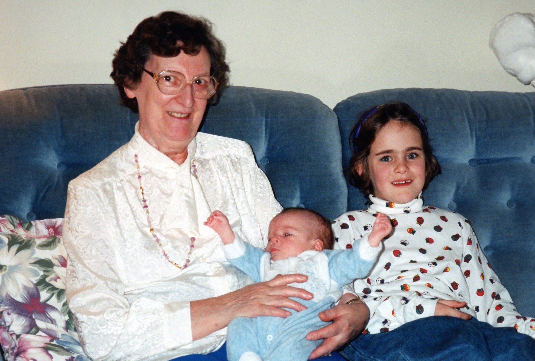 Obituary of Sheila Holmes