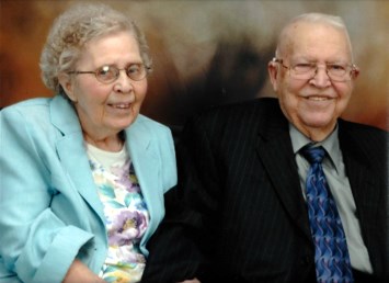 Obituary of Wilma and Russell Raymer