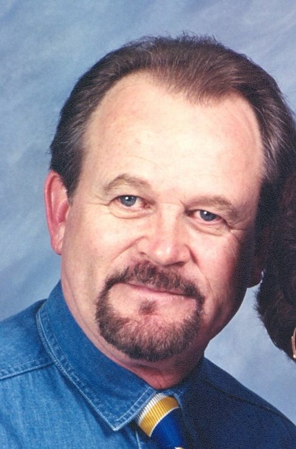 Obituary of Robert Holverson