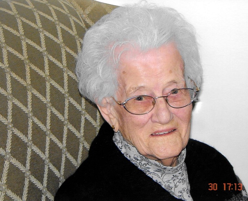 Obituario de Jeanne Couture Roy